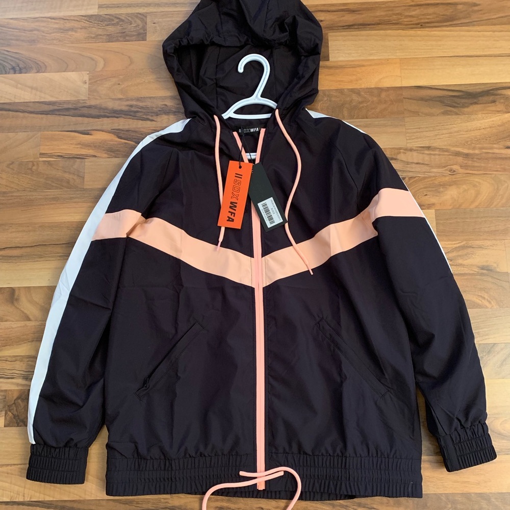 ✨Host Pick✨White Fox Sarah’s Day Premium Windbreaker Black - Picture 4 of 10